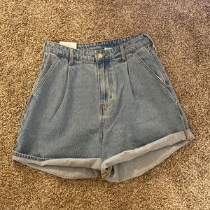 H&M denim shorts size 8
